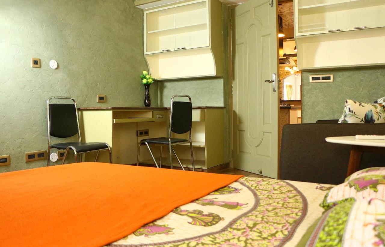 Penthouse 2Bhk With Bathtub And Terrace Vila Pondicherry Exterior foto